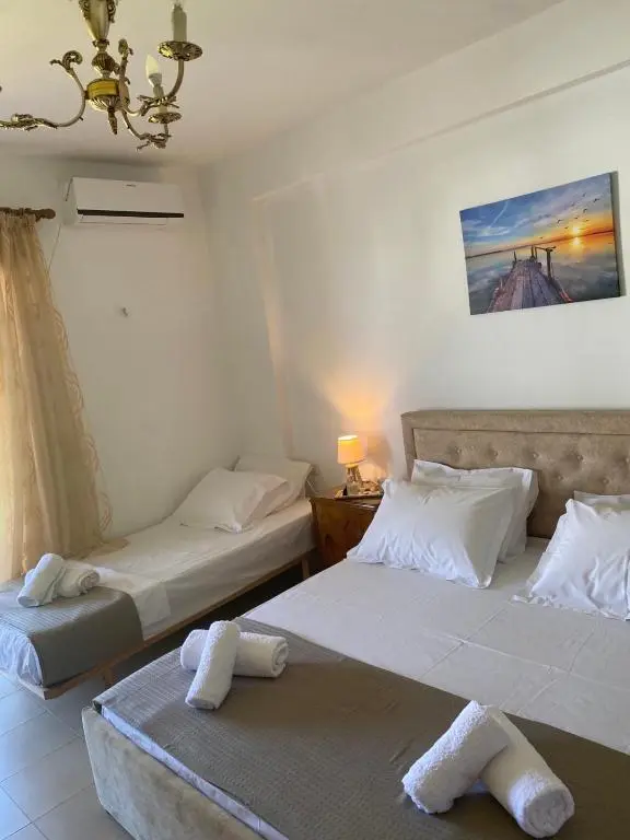 Ilias family rooms