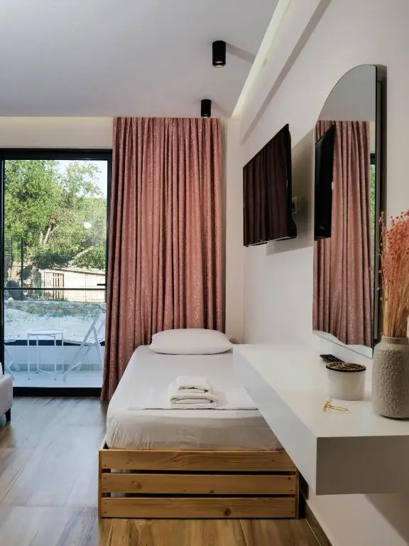 Villa Tonia Livadh Himare