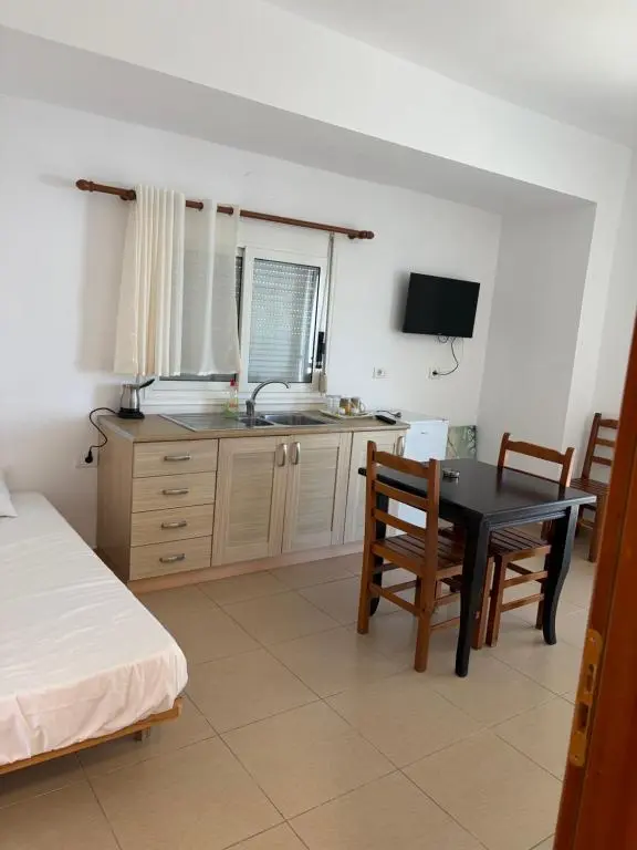 Ilias family rooms